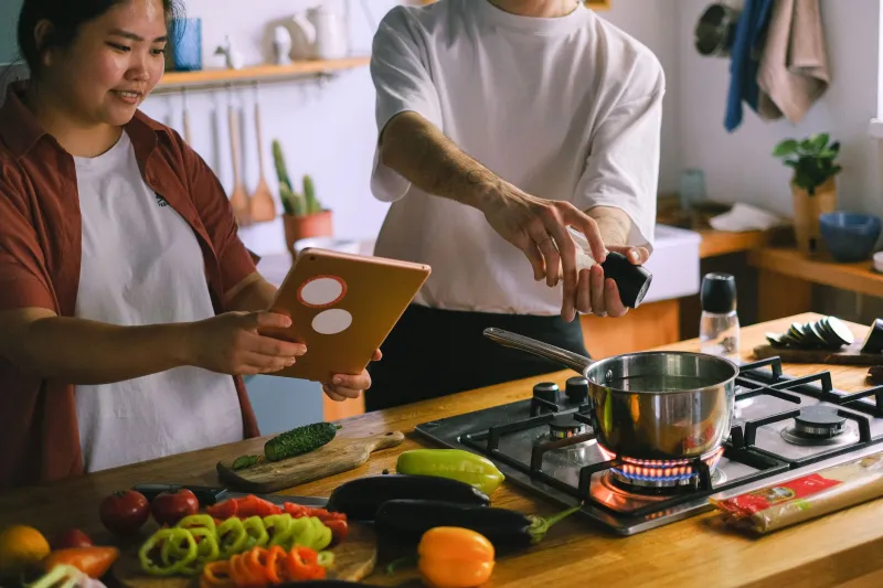 Dal on the Hot Plate: The College Students Cooking Their Way Home